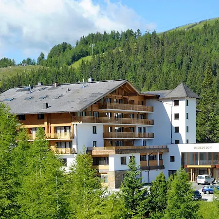 Das Alpenhaus Katschberg 1640 Апартаменты Качбергхёэ